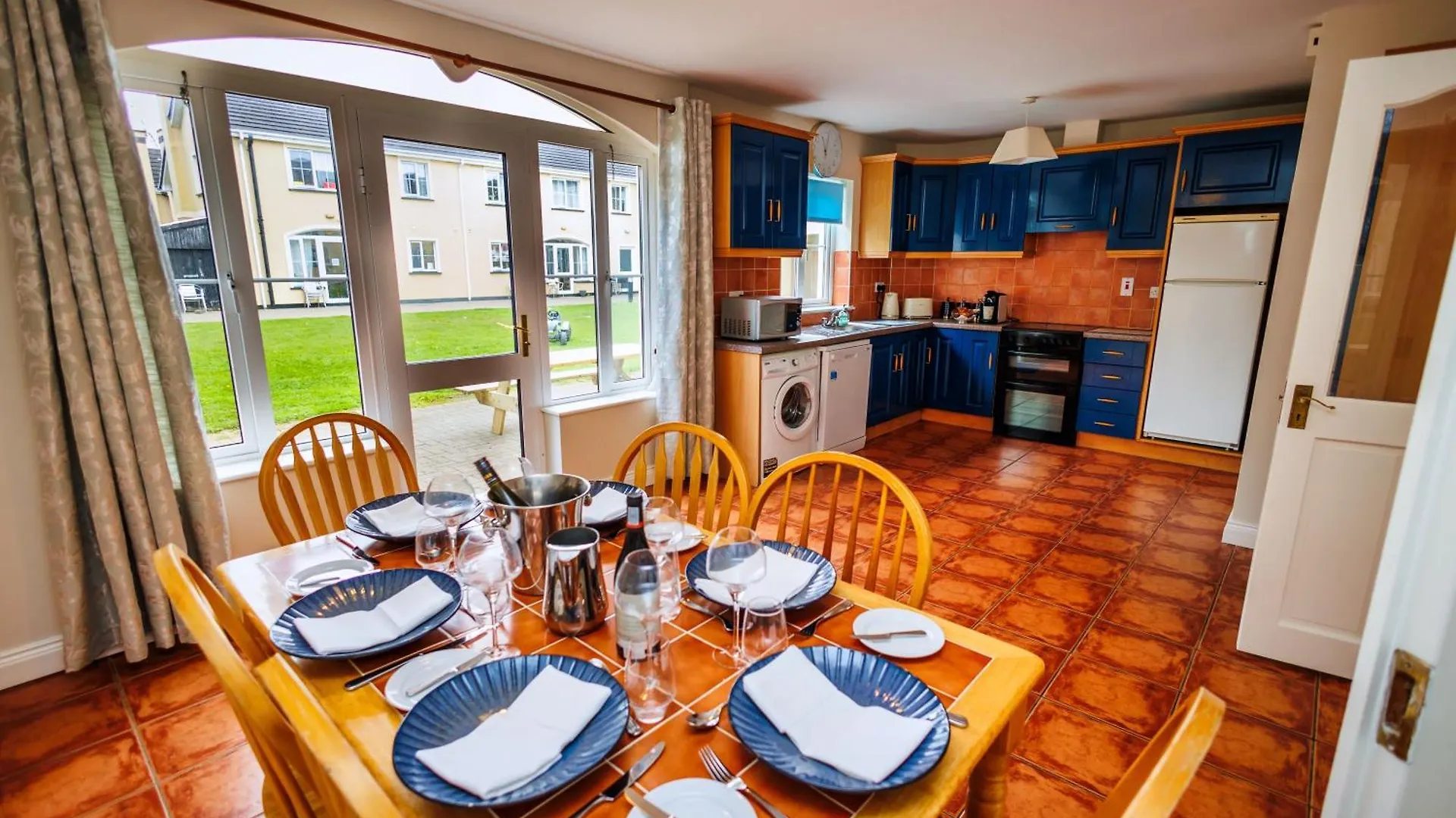 15 Killarney Holiday Village Дом отдыха